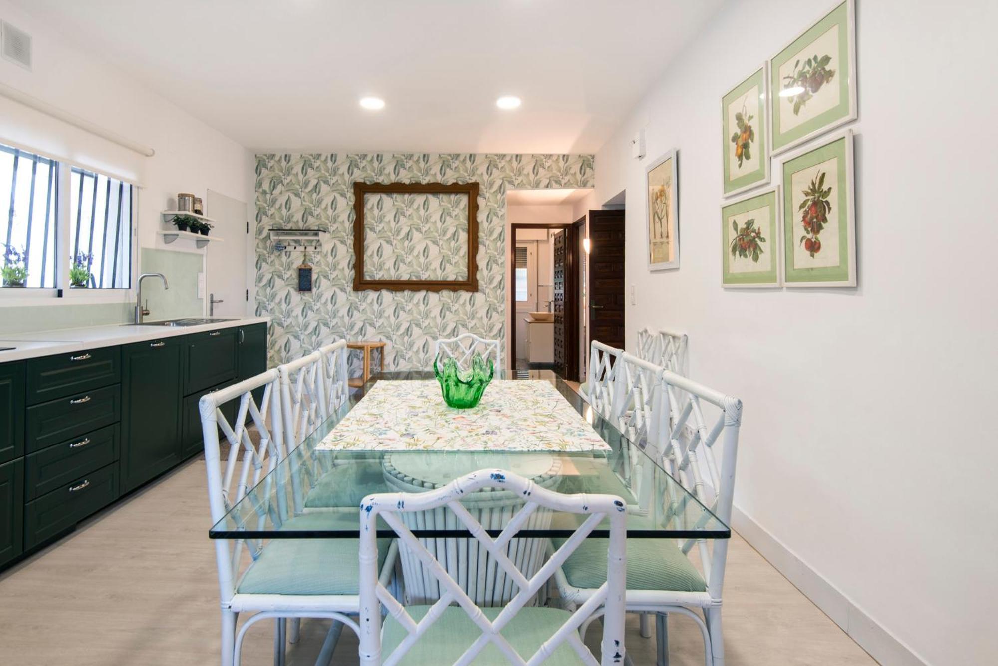 Queen Of The Ocean Villa: Stately Style House With Pool Malaga Exterior photo