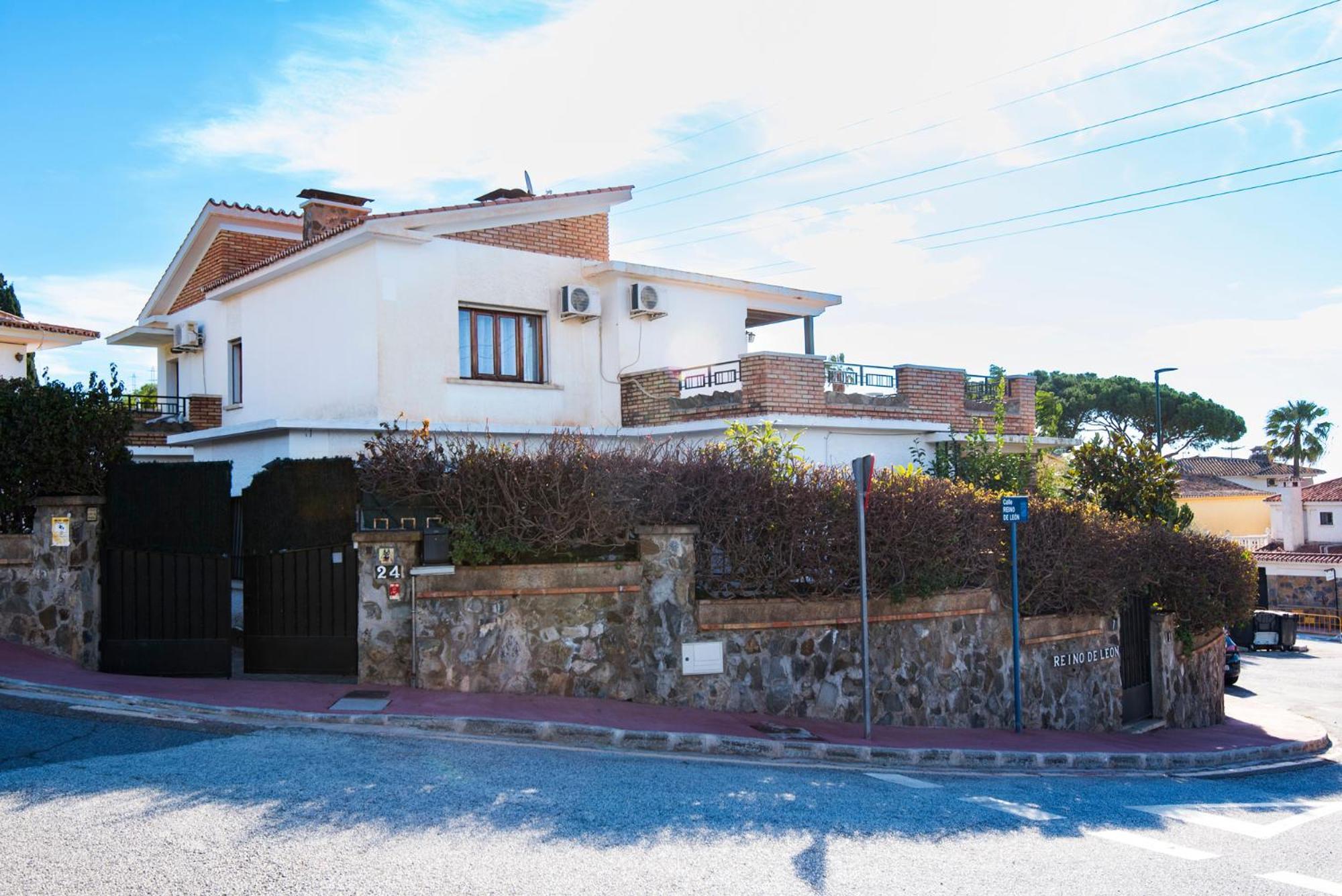 Queen Of The Ocean Villa: Stately Style House With Pool Malaga Exterior photo
